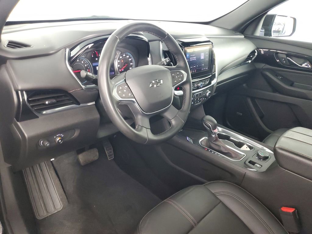 Used 2023 Chevrolet Traverse RS image 11