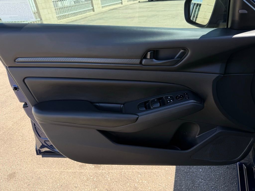 Certified 2024 Nissan Altima 2.5 S image 17