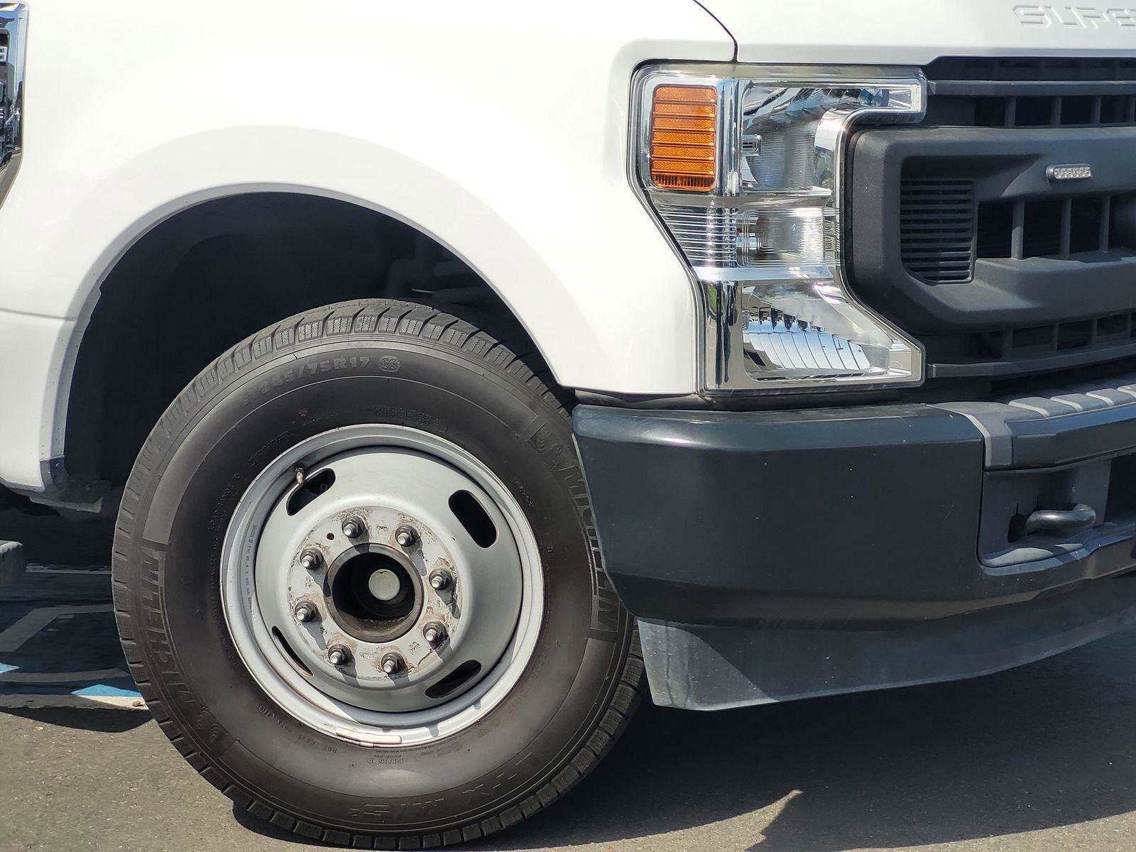Used 2020 Ford F350 XL w/ Power Equipment Group image 5