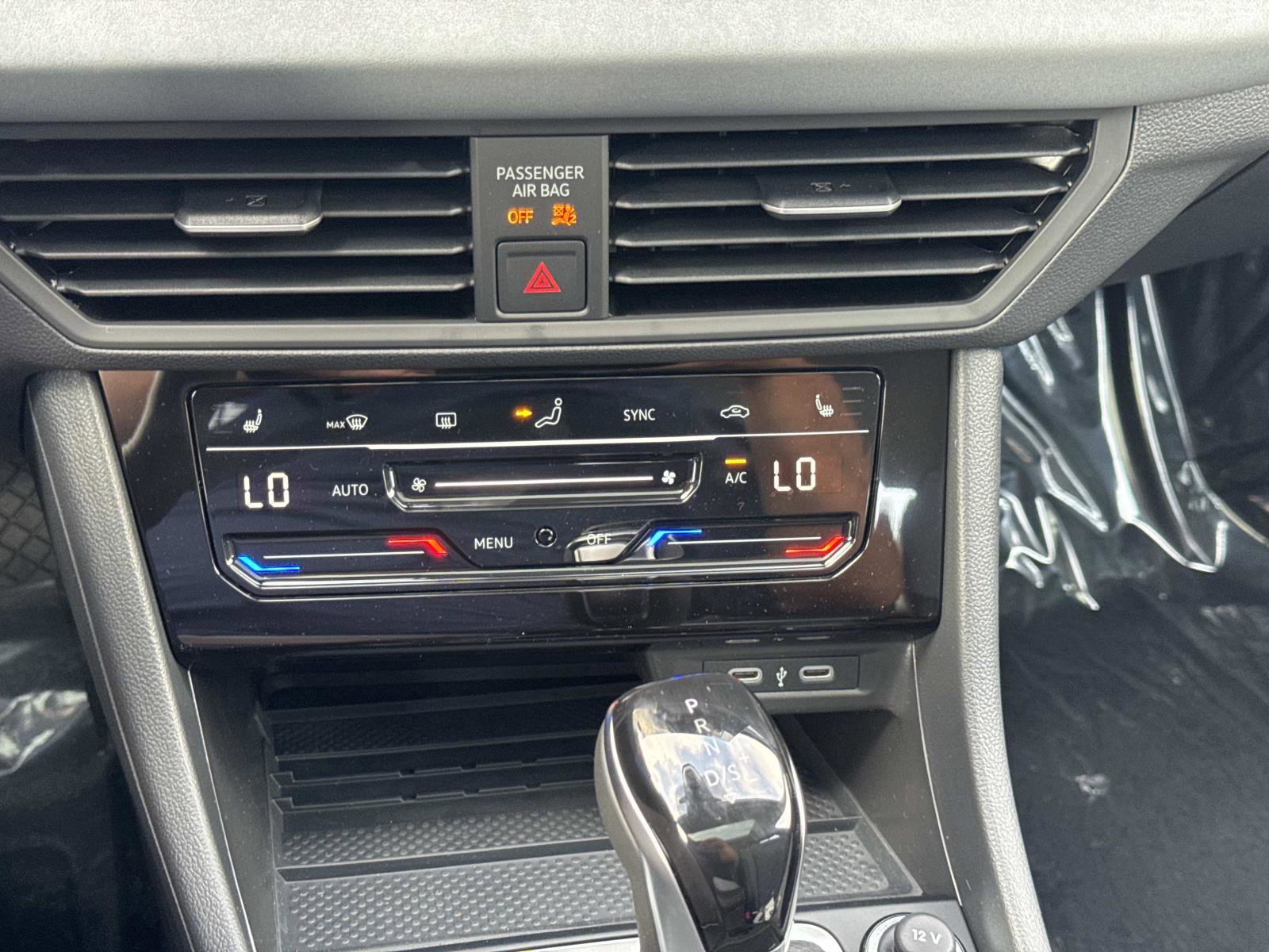 New 2026 Volkswagen Jetta SE image 22