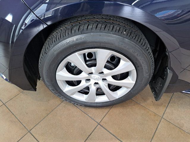 Used 2026 Toyota Corolla LE image 28