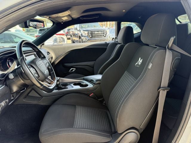 Used 2022 Dodge Challenger R/T Scat Pack w/ Dynamics Package RWD image 22