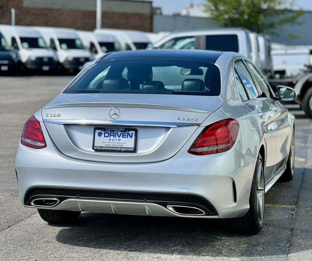 Used 2015 Mercedes-Benz C 300 4MATIC Sedan image 5