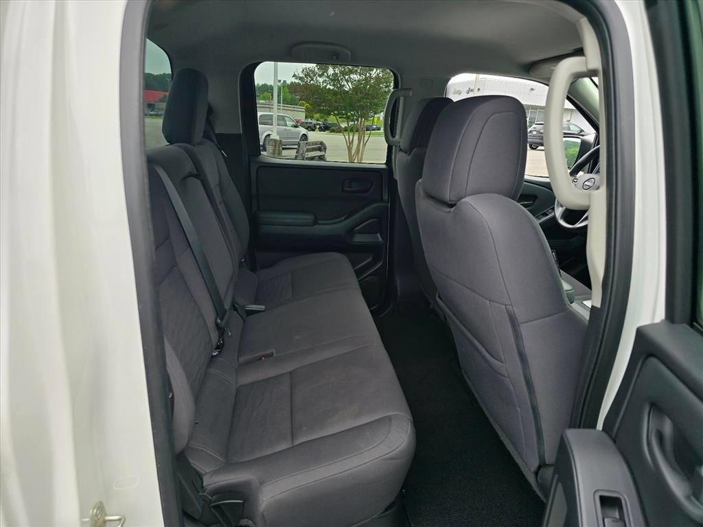 Used 2022 Nissan Frontier S w/ Technology Package RWD image 13