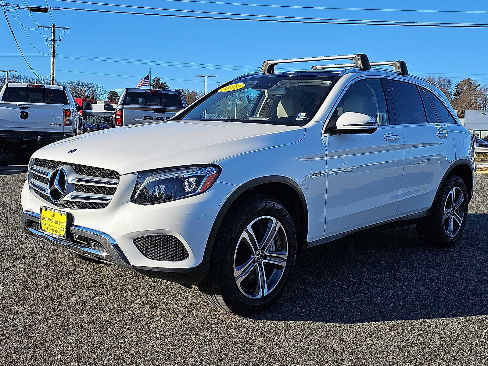 Used 2019 Mercedes-Benz GLC 350e 4MATIC image 3