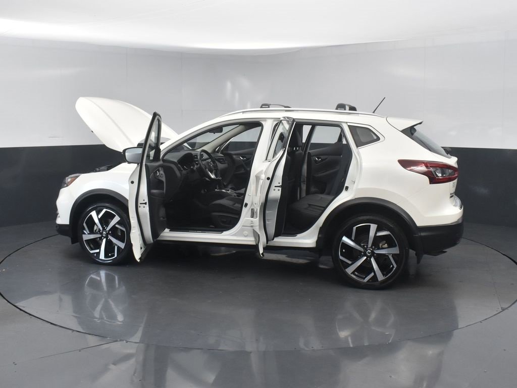 Used 2022 Nissan Rogue Sport SL image 28