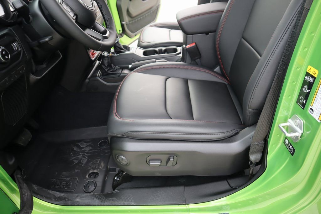 New 2026 Jeep Gladiator Rubicon w/ Steel Power Dome Hood Package image 11