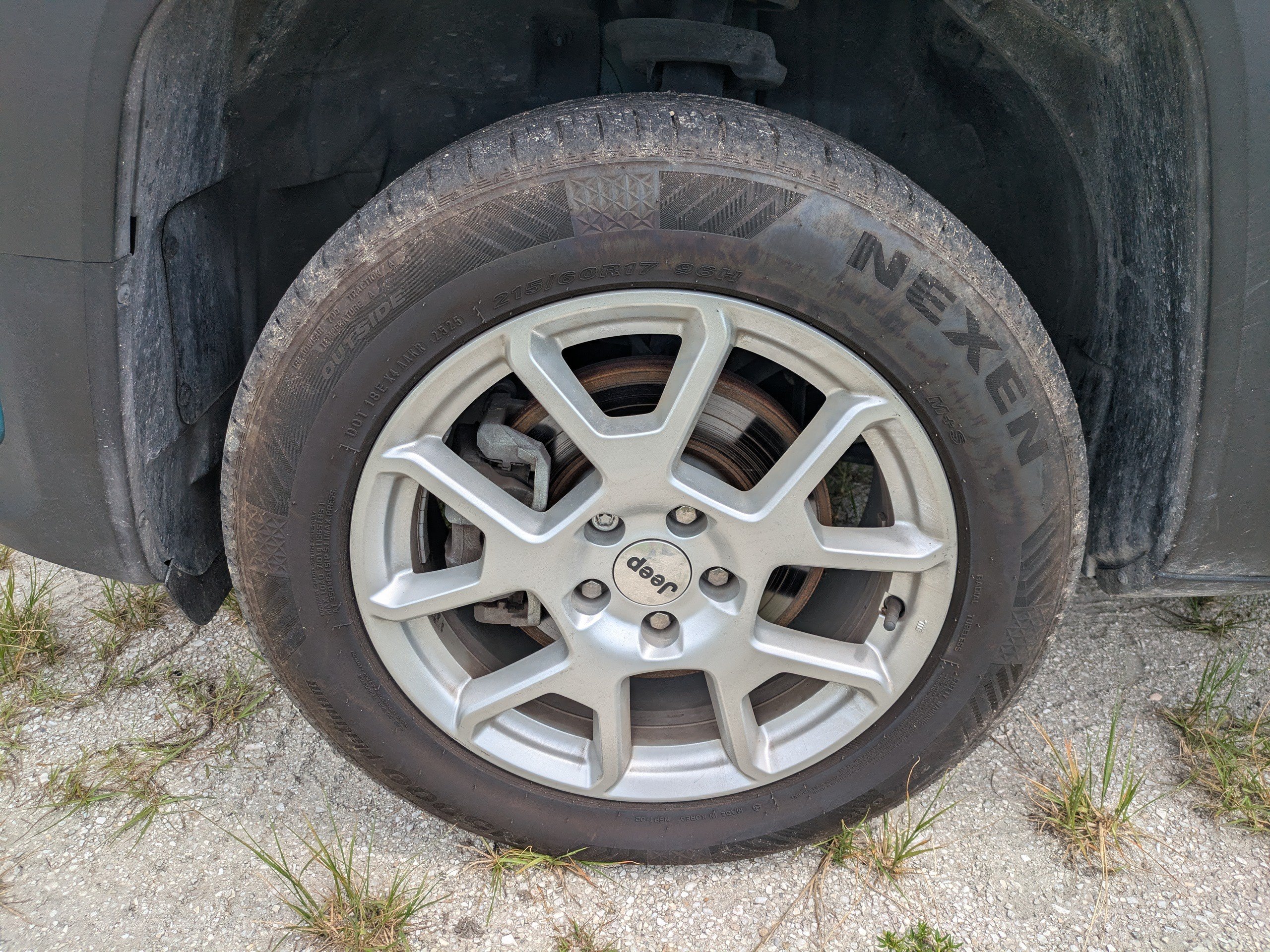 Used 2022 Jeep Renegade Latitude AWD/4WD image 11