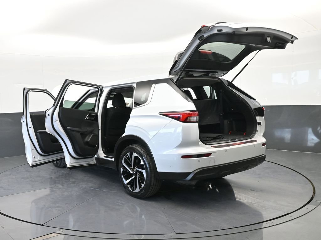 Used 2022 Mitsubishi Outlander ES image 72