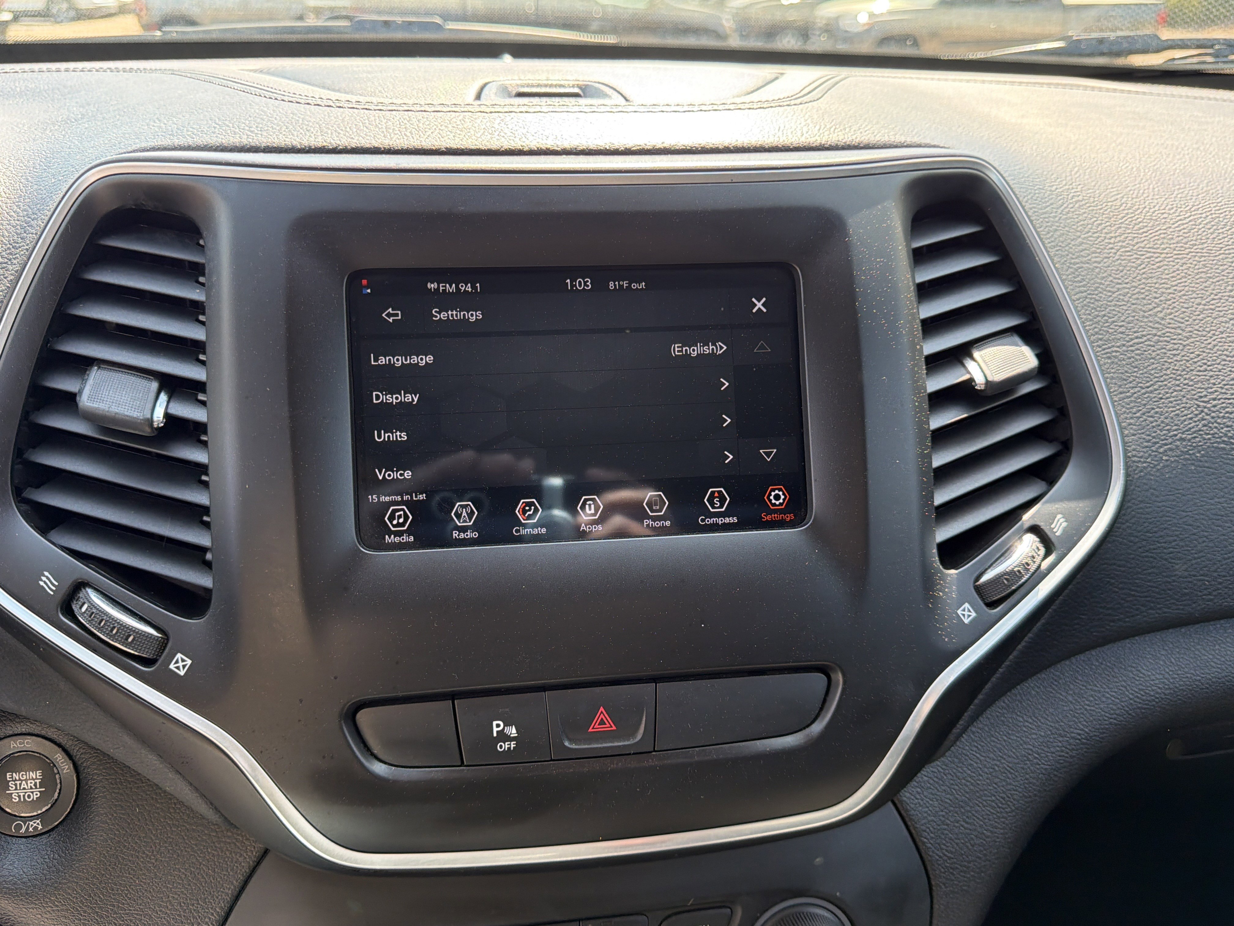 Used 2019 Jeep Cherokee Latitude Plus image 27