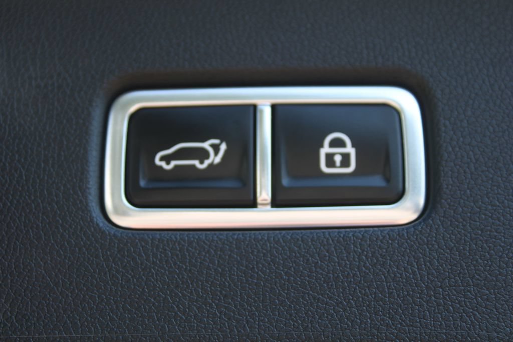 Certified 2023 Kia Sorento SX AWD/4WD image 12