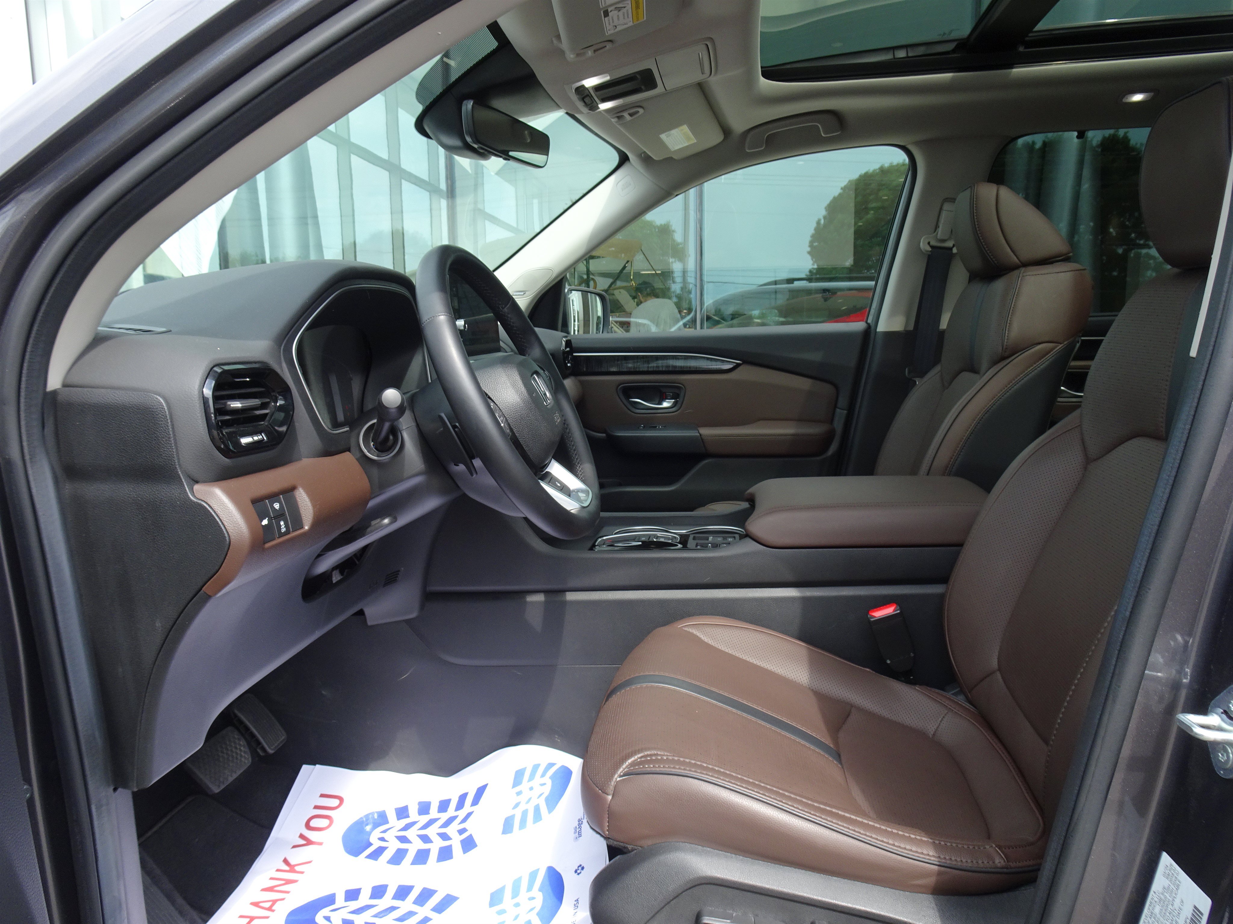 Used 2025 Honda Pilot Elite image 9