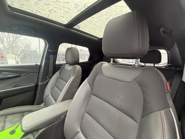 Used 2023 Chevrolet TrailBlazer RS w/ Sun and Liftgate Package image 27