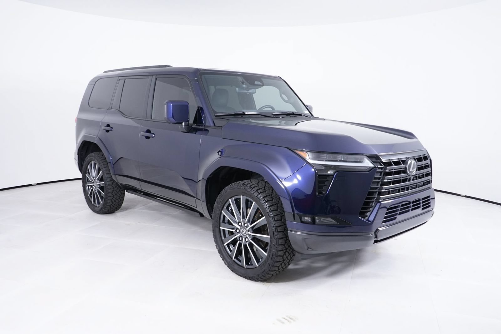 Used 2025 Lexus GX 550 w/ Accessory Package (2T) AWD/4WD image 9