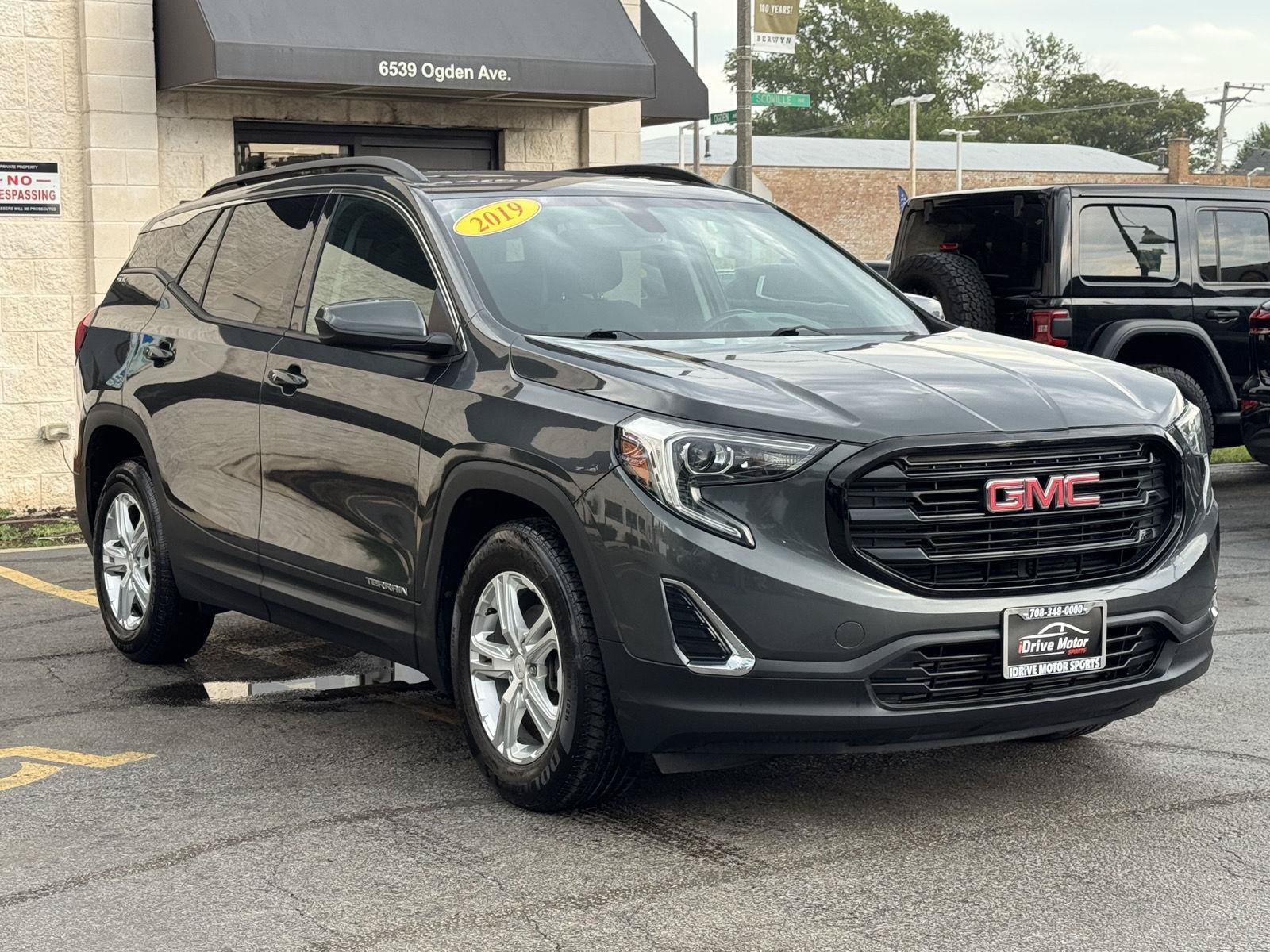 Used 2019 GMC Terrain SLE w/ Driver Convenience Package FWD image 13
