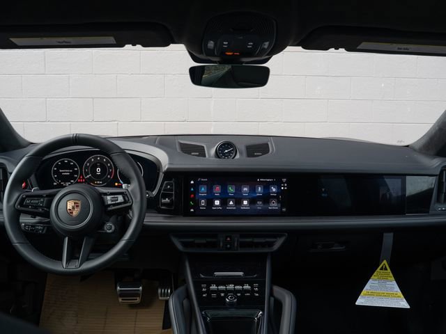 New 2026 Porsche Cayenne GTS image 21