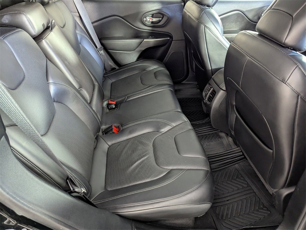 Certified 2020 Jeep Cherokee Limited image 33