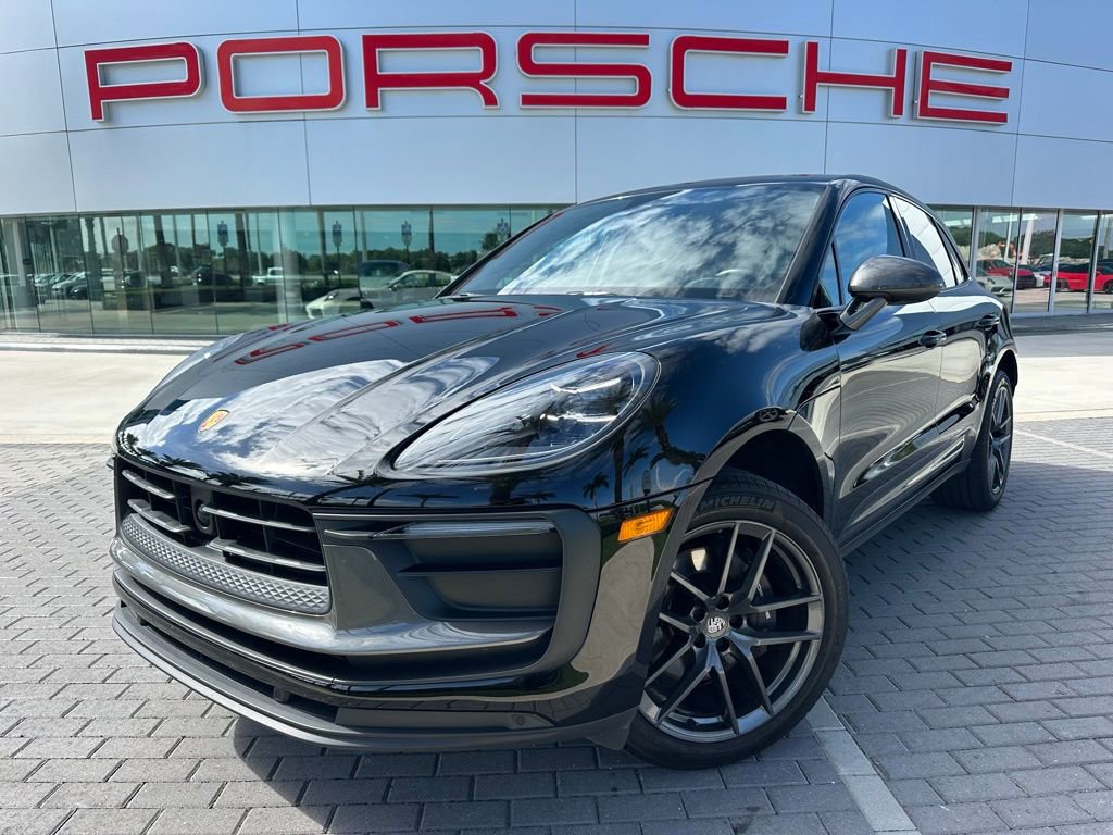 Certified 2023 Porsche Macan Turbo AWD/4WD image 1