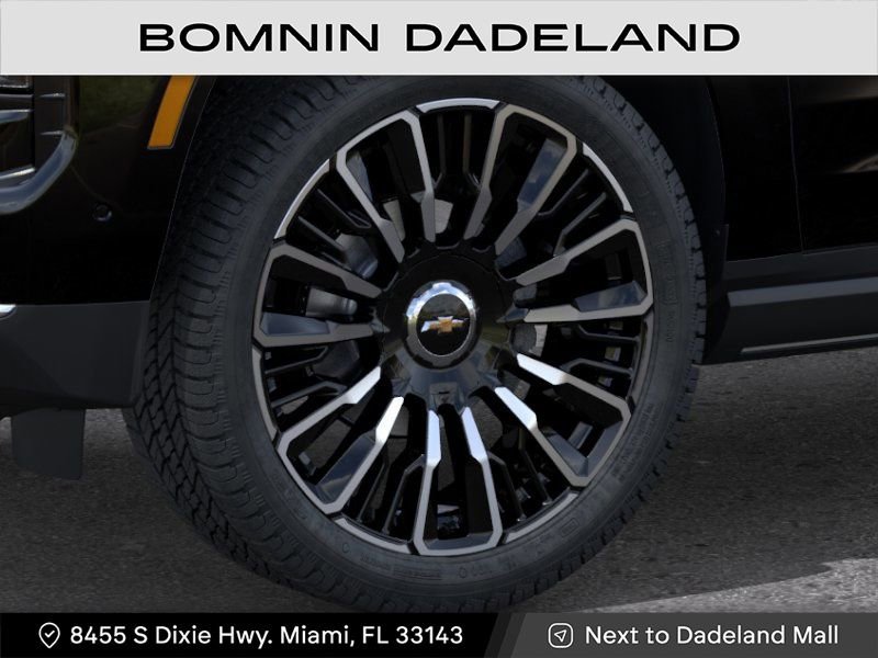 New 2026 Chevrolet Suburban High Country AWD/4WD image 9