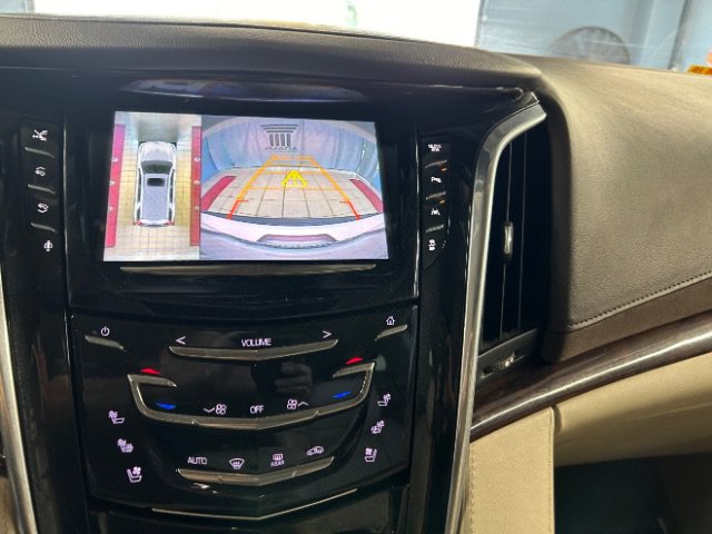 Used 2016 Cadillac Escalade ESV Premium AWD/4WD image 13