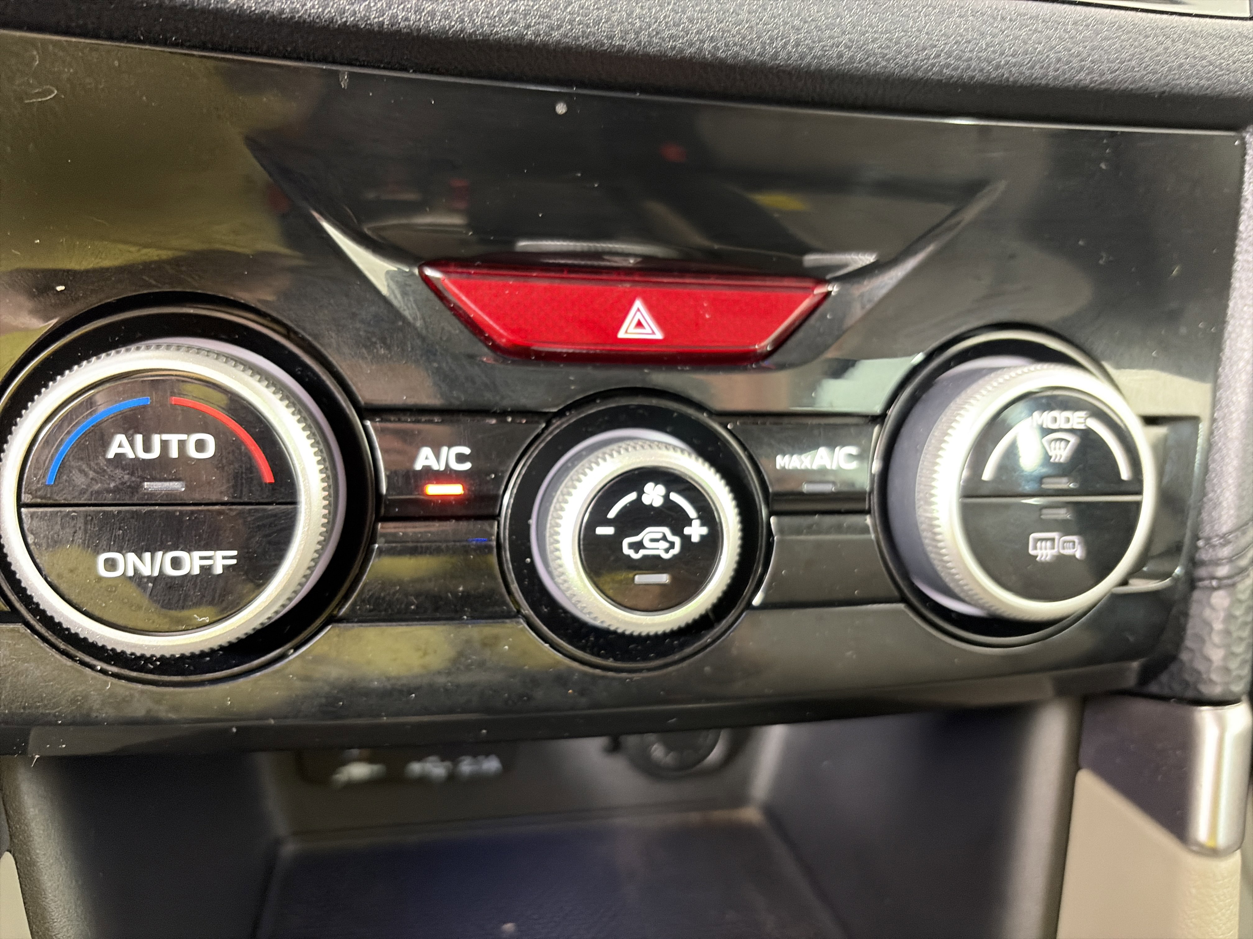 Certified 2023 Subaru Forester Premium AWD/4WD image 24