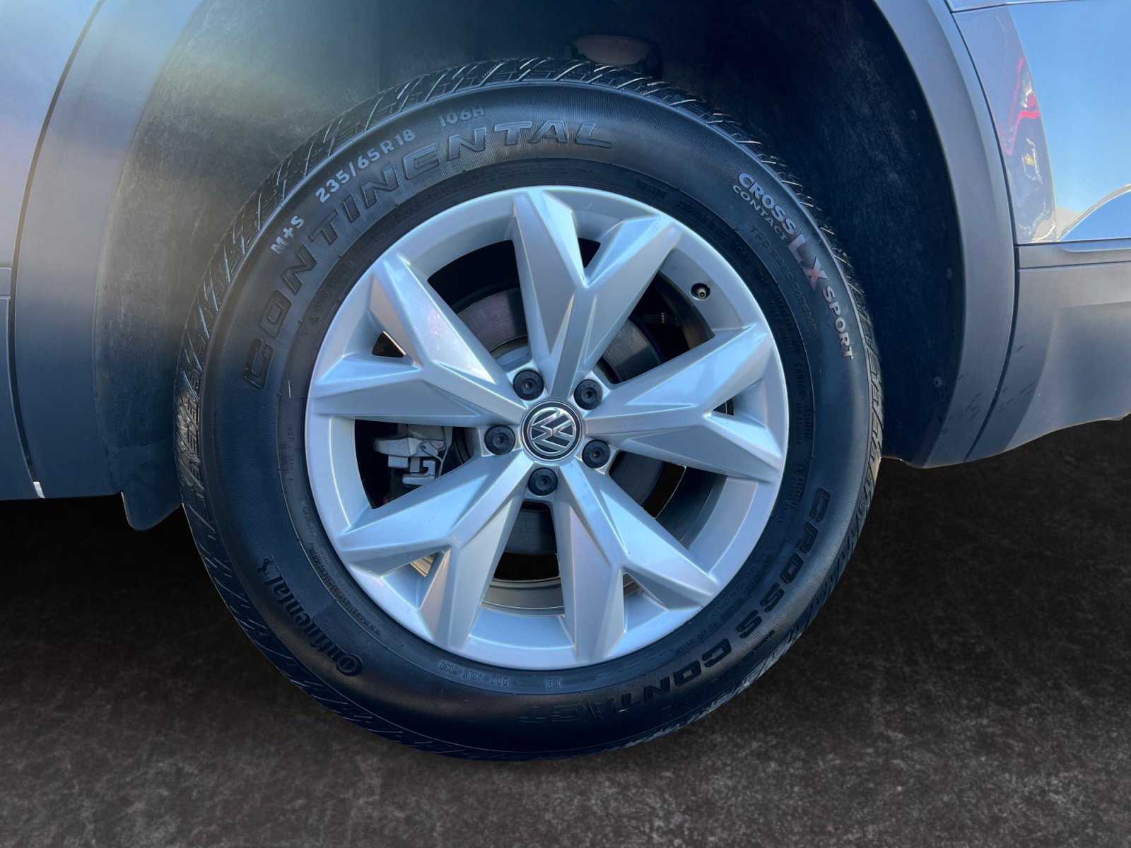 Used 2019 Volkswagen Atlas SE w/ Towing Package image 14