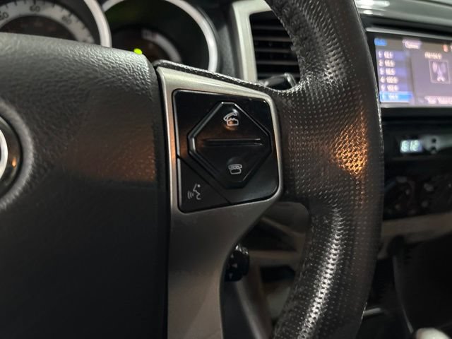 Used 2014 Toyota Tacoma 4x4 Double Cab w/ TRD Off-Road Package image 24