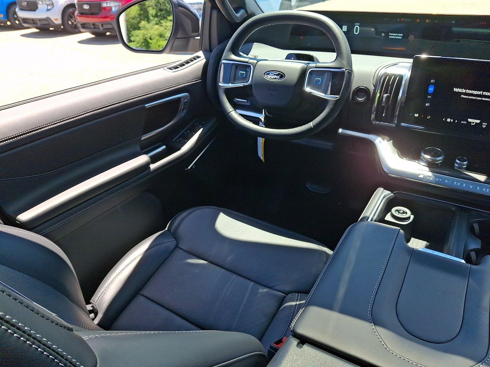 New 2026 Ford Expedition Max Platinum w/ Stealth Performance Package AWD/4WD image 7