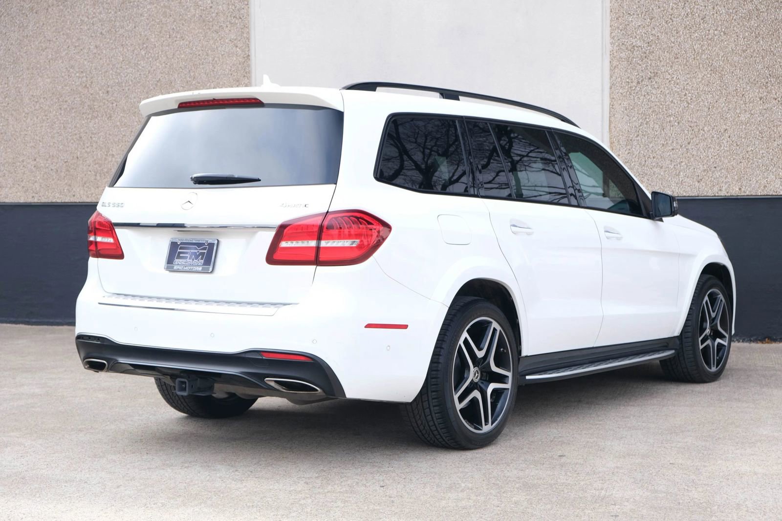 Used 2018 Mercedes-Benz GLS 550 GLS 550 4MATIC Sport Utility 4 w/ Driver Assistance Package image 15