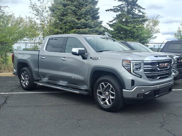 Used 2023 GMC Sierra 1500 SLT w/ SLT Premium Plus Package AWD/4WD image 3