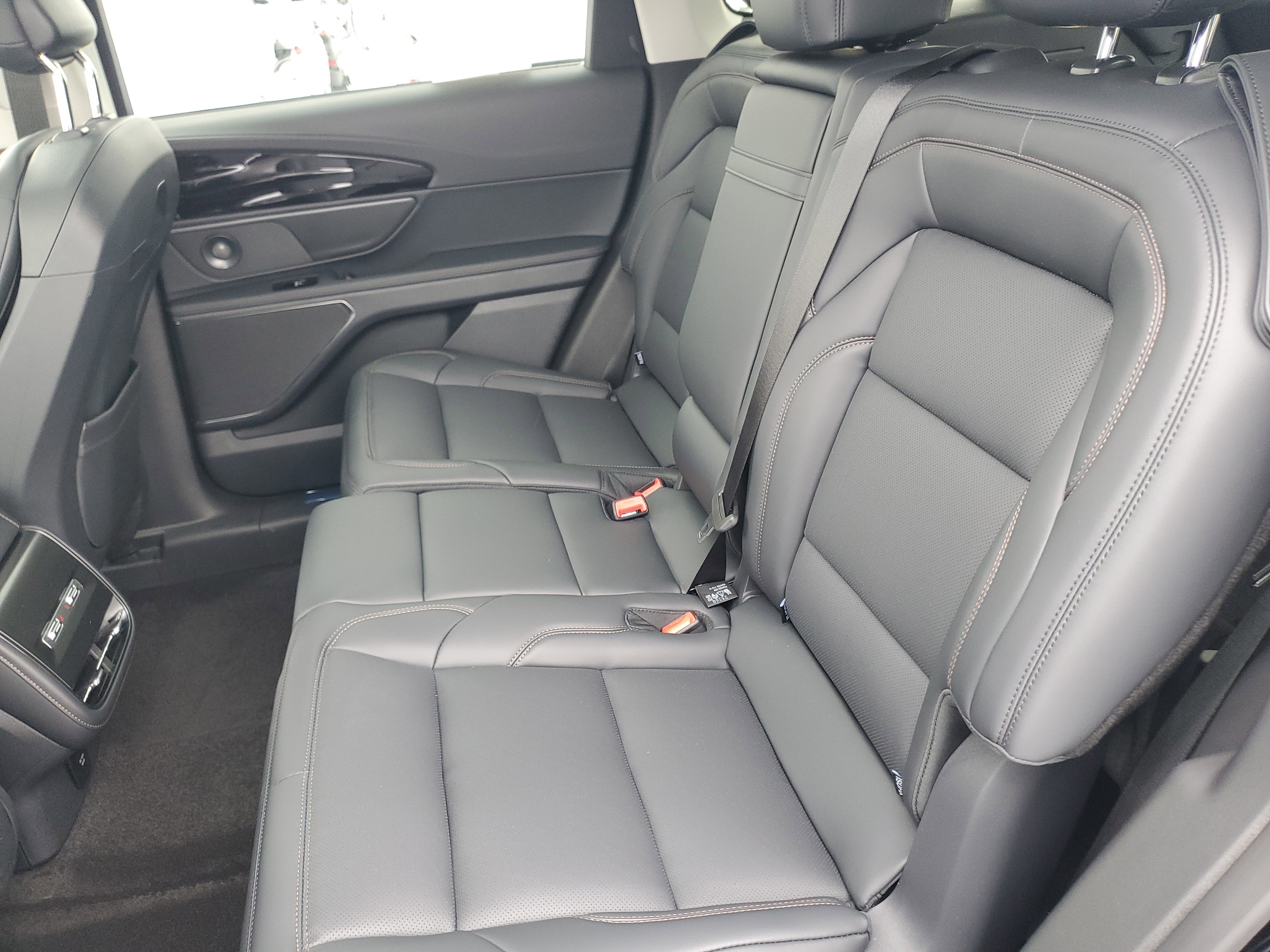 New 2026 Lincoln Nautilus Premier w/ Equipment Group 102A image 31