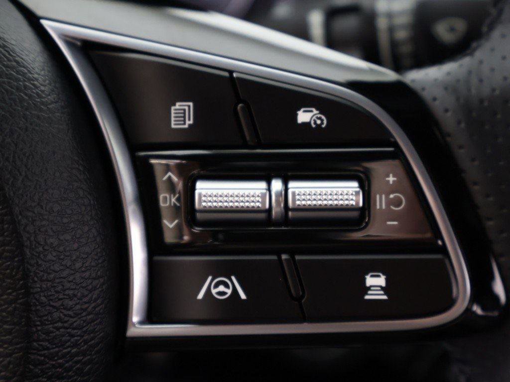 Used 2024 Kia Forte GT-Line image 39