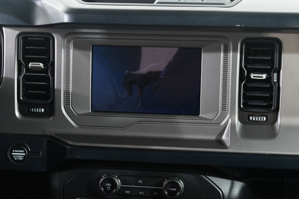 Used 2021 Ford Bronco Outer Banks AWD/4WD image 9