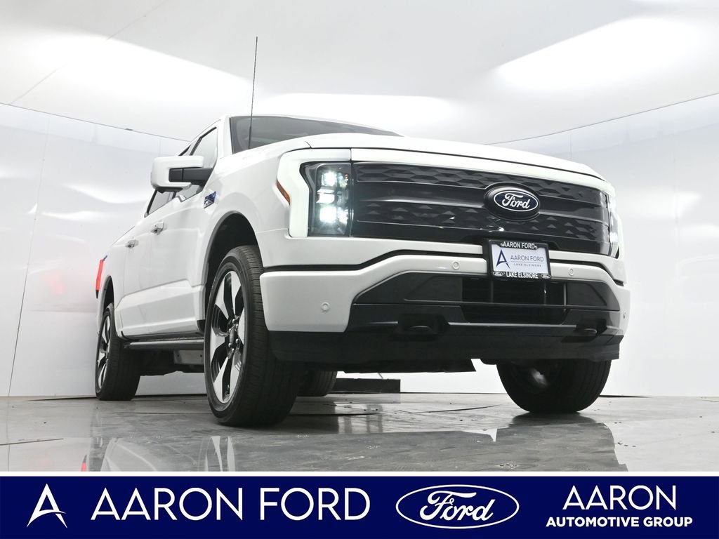 Used 2024 Ford F150 Lightning Platinum AWD/4WD image 3