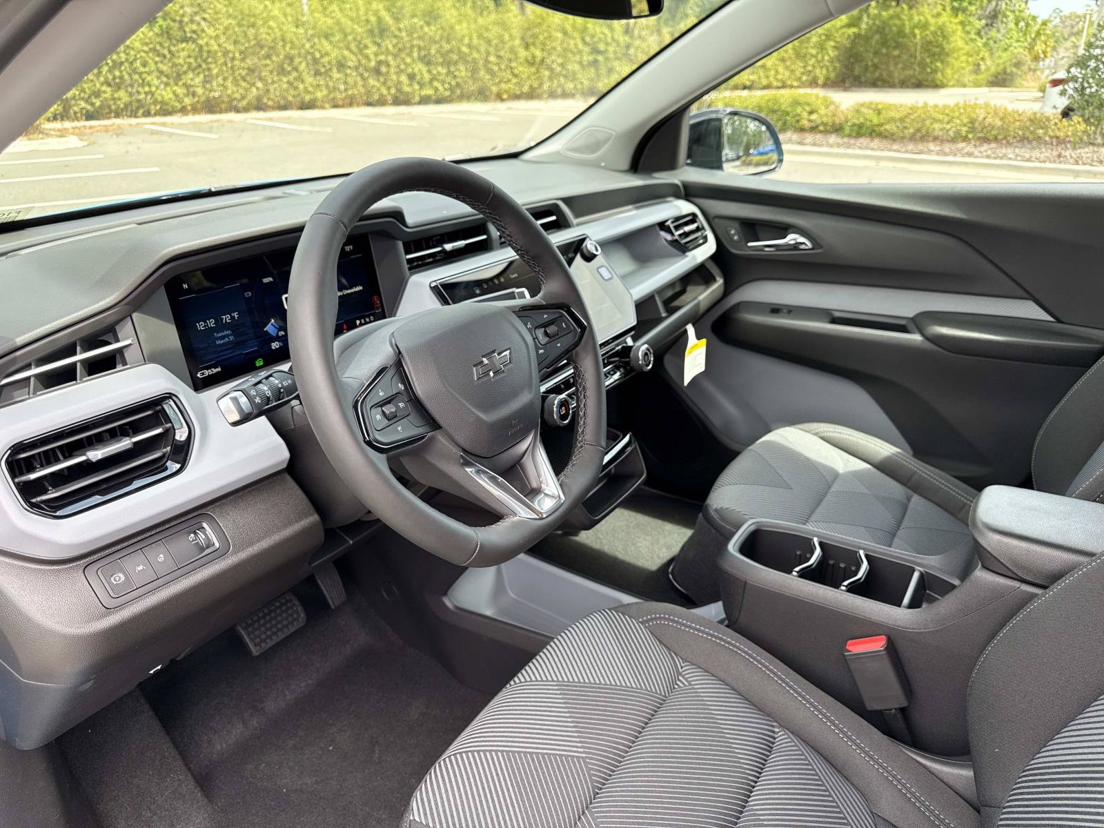 New 2027 Chevrolet Bolt LT w/ Comfort Package FWD image 21
