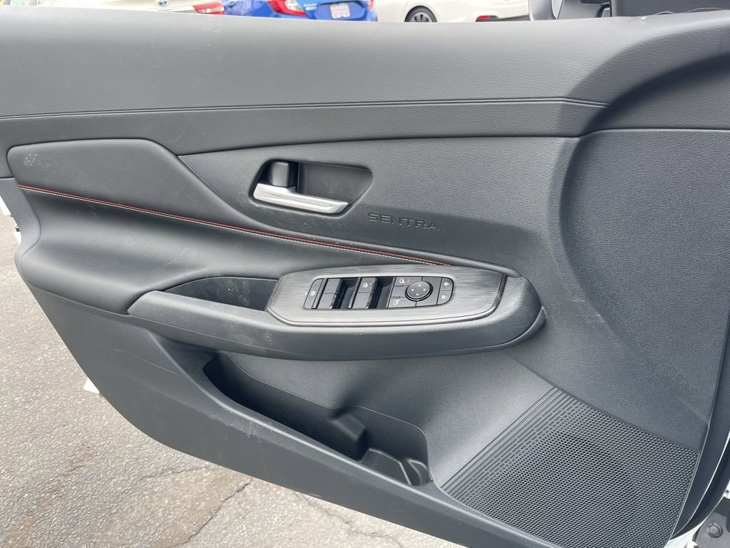New 2026 Nissan Sentra SR w/ Floor Mat Package image 26