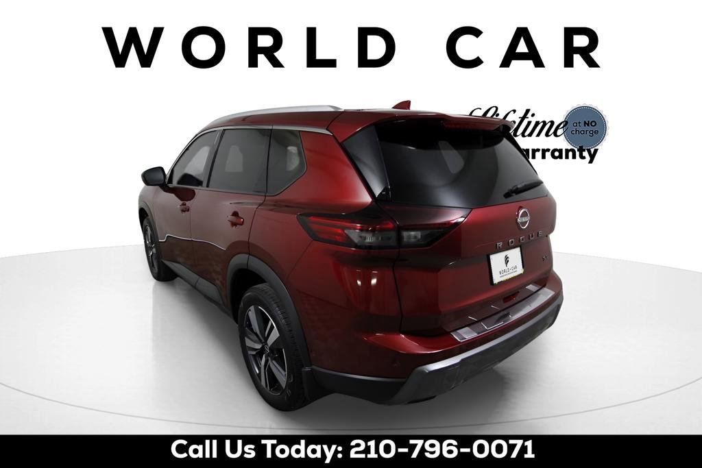 Used 2024 Nissan Rogue SL w/ SL Premium Package image 5