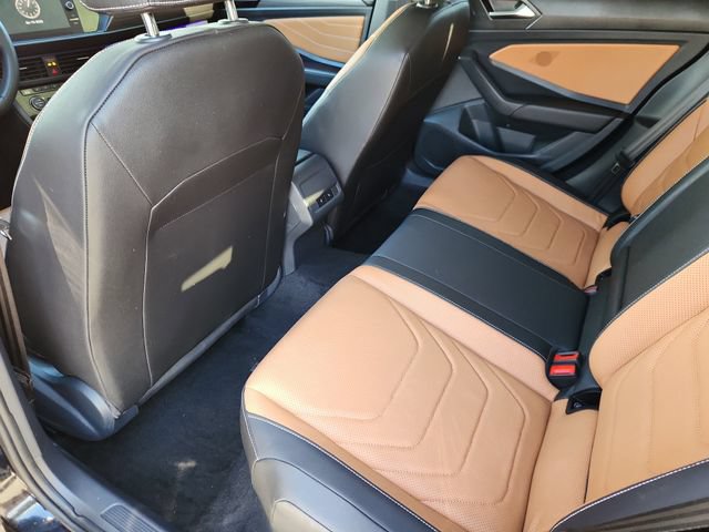 Certified 2024 Volkswagen Jetta SEL FWD image 8