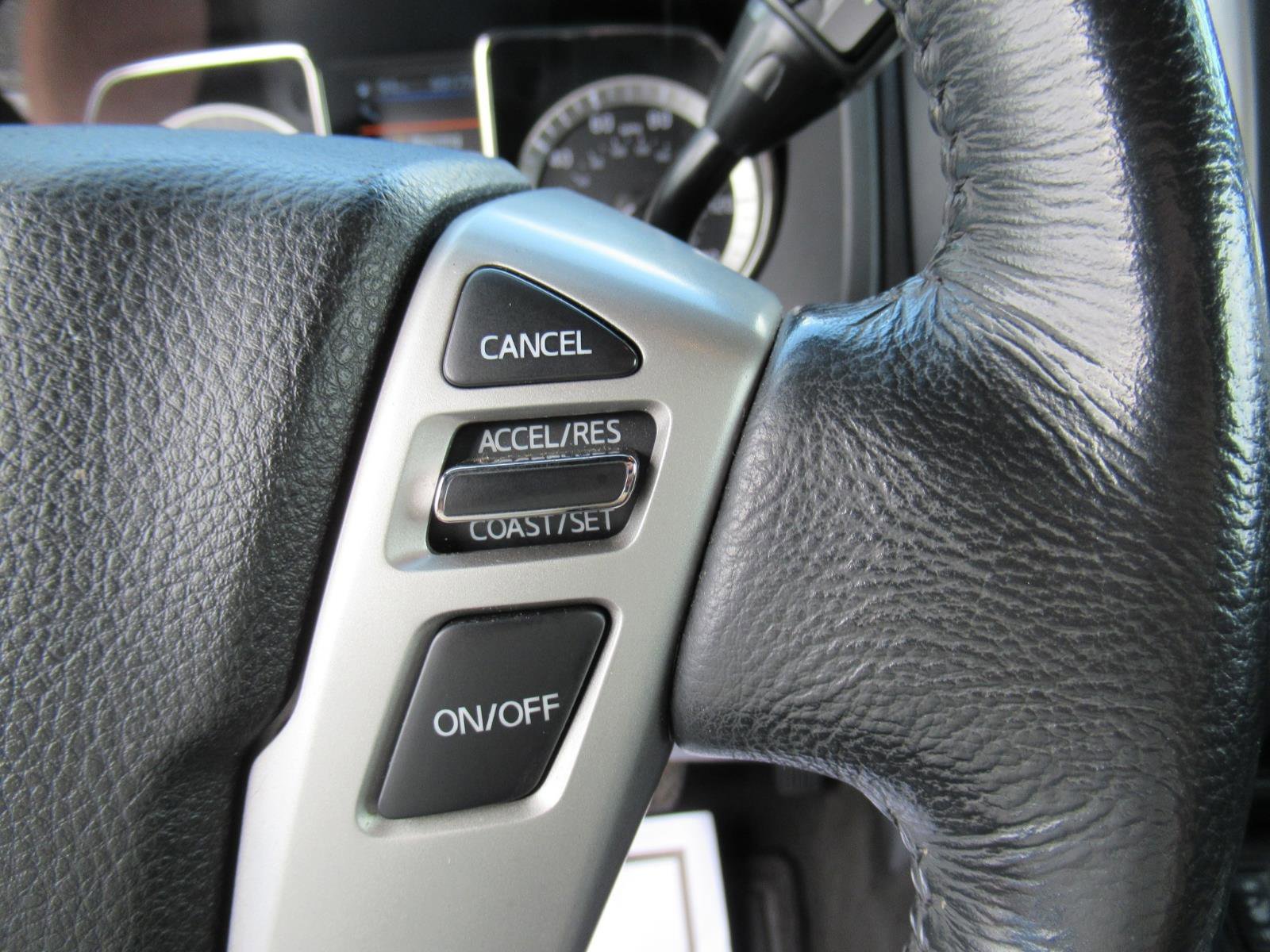 Used 2019 Nissan Titan SL w/ Midnight Edition RWD image 24