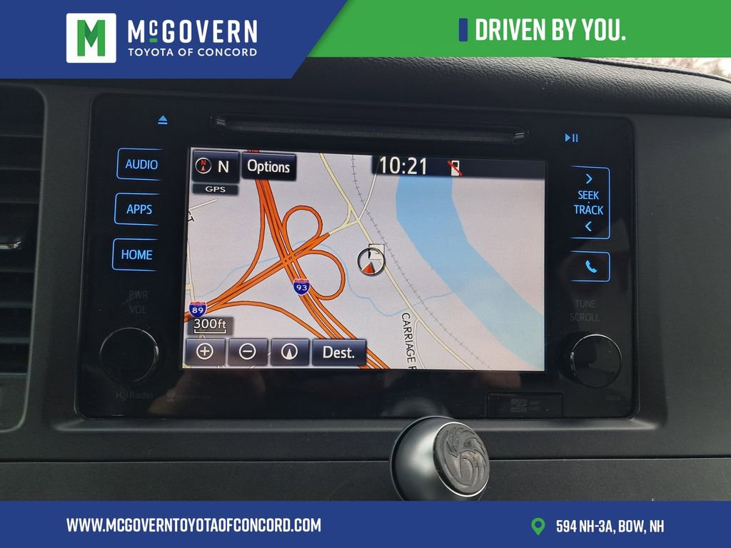 Used 2015 Toyota Sienna XLE w/ XLE Navigation Package FWD image 30