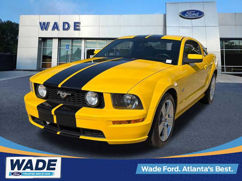 Used 2006 Ford Mustang GT RWD video 1