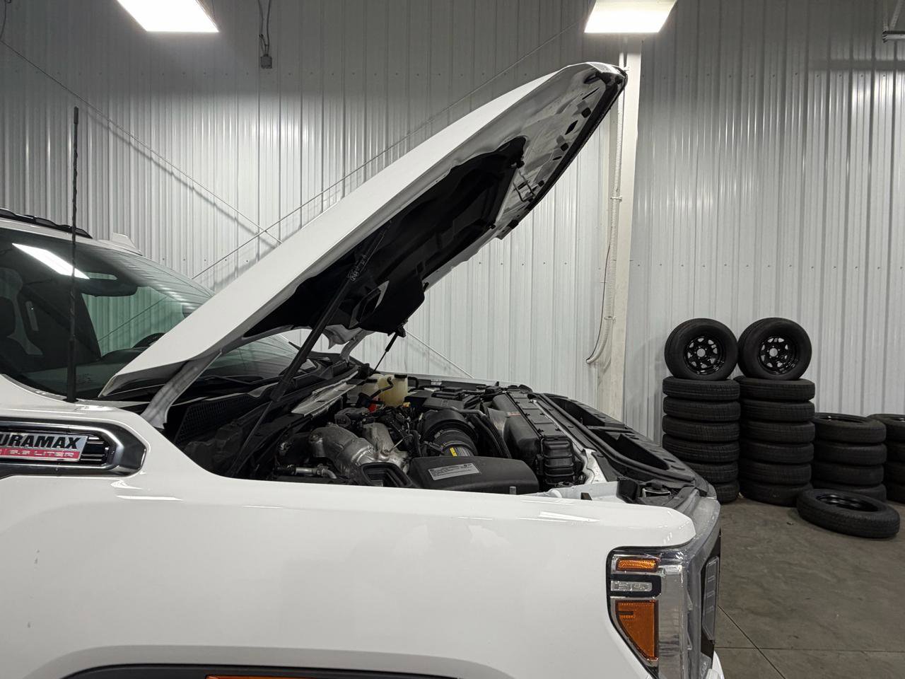 Used 2020 GMC Sierra 3500 AT4 w/ AT4 Premium Package AWD/4WD image 37