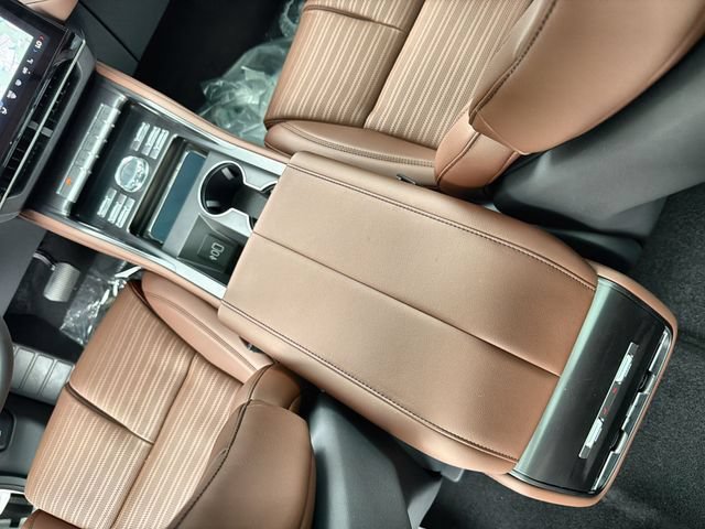 New 2026 Lincoln Nautilus Reserve AWD/4WD image 21