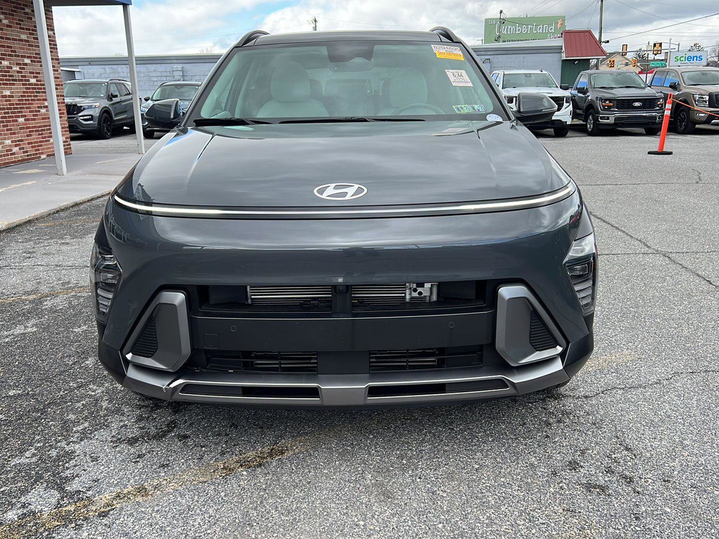Used 2025 Hyundai Kona Limited image 8