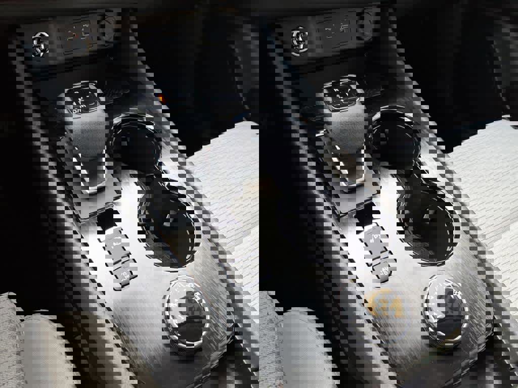 Certified 2023 Nissan Rogue SV image 21