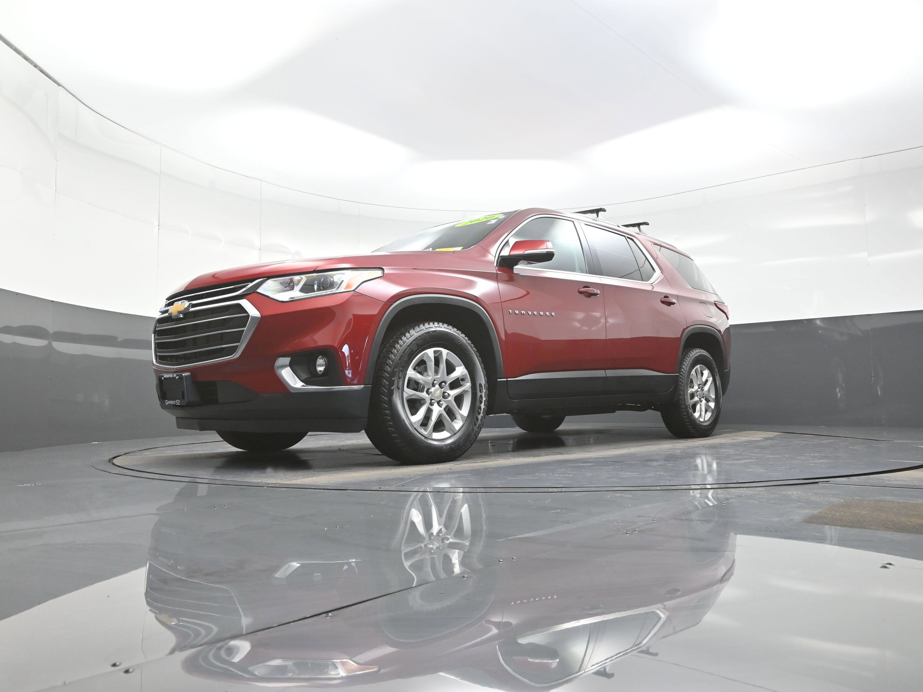 Used 2020 Chevrolet Traverse LT w/ Driver Confidence II Package image 11