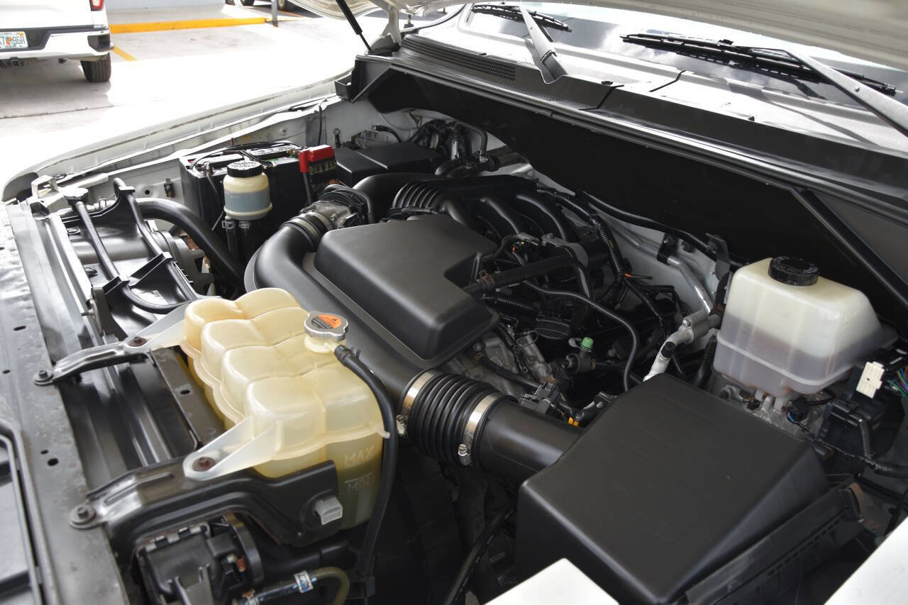 Used 2012 Nissan NV 2500 SV image 14