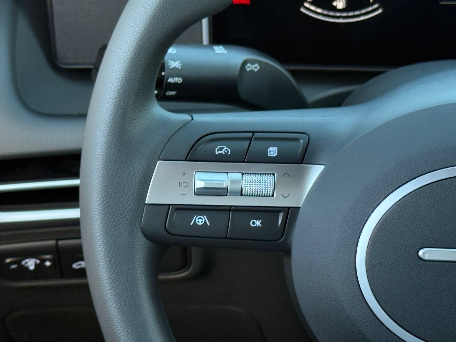 New 2027 Hyundai Santa Cruz SE FWD image 14