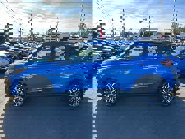 Used 2023 Nissan Kicks SV image 6