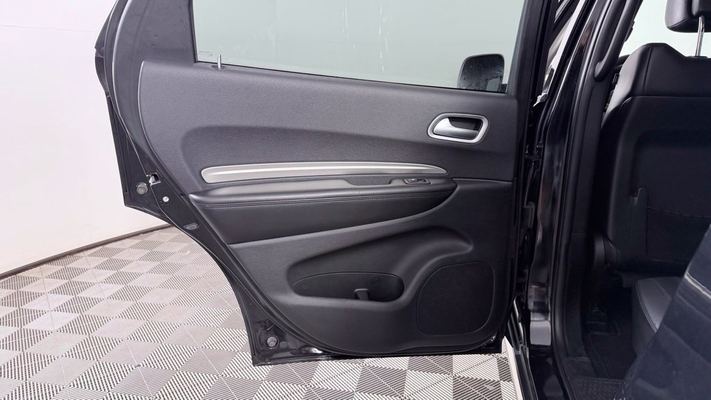 Used 2019 Dodge Durango SXT AWD/4WD image 32